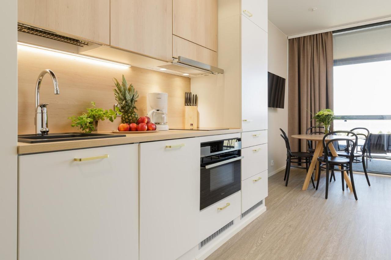 Marina Chalets Studios By Hiekka Booking - Sisaeltaeae Liinavaatteet Ja Loppusiivouksen Kalajoki Pokój zdjęcie