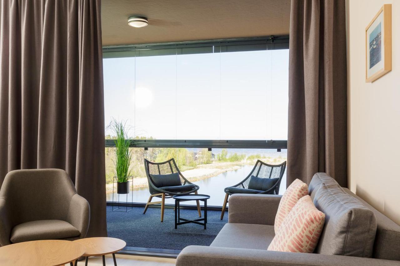 Marina Chalets Studios By Hiekka Booking - Sisaeltaeae Liinavaatteet Ja Loppusiivouksen Kalajoki Pokój zdjęcie